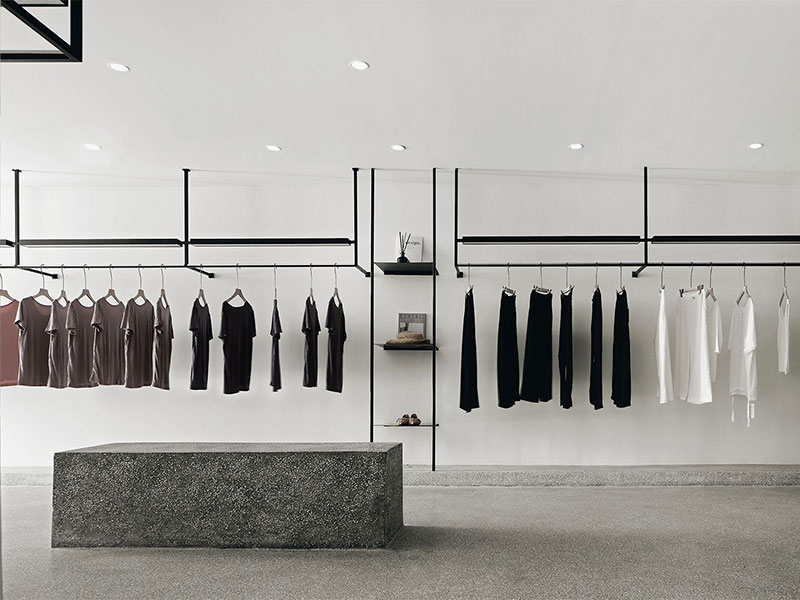 《Urba Nature》品牌服裝店裝修設計